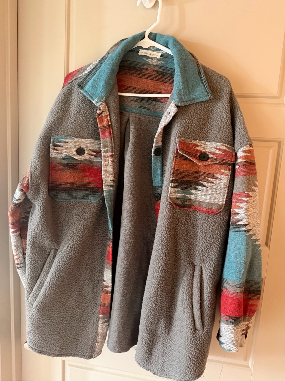 Woolrich-Inspired Gray Sherpa Jacket with Turquoise & Red Patterned Accents